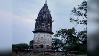 Gold hunt ends at Unnao fort, ASI makes do with pottery