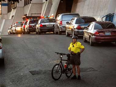 Man opens fire outside Las Vegas casino over cover charge, one dead Man opens fire outside Las Vegas casino over cover charge, one dead