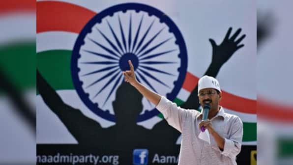 What Micromax is to Nokia, Kejriwal's AAP is to Dikshit