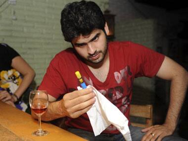 Halt: If your breathalyser turns red, you're drunk!