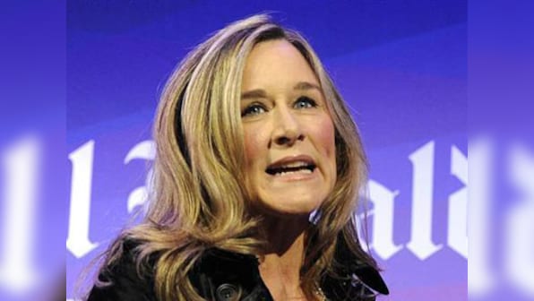 Apple hires Burberry CEO Angela Ahrendts to boost iPad, iPhone sales