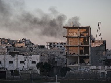 Syria unrest: 13 jailed women freed as part of regional prisoner exchange Syria unrest: 13 jailed women freed as part of regional prisoner exchange