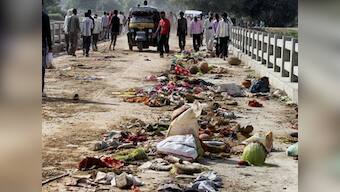 MP temple stampede: Govt suspends Datia collector and officials 