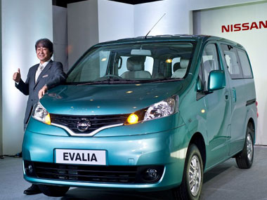 Nissan launches MUV Evalia with new features, prices Rs 8.7 lakh onwards  Nissan launches MUV Evalia with new features, prices Rs 8.7 lakh onwards