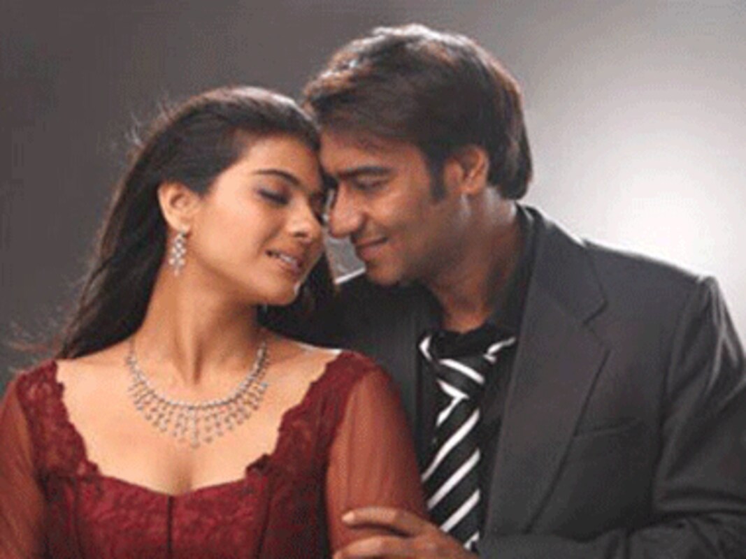 Gold jewellery stolen from Kajol and Ajay Devgn's residence -Entertainment  News , Firstpost