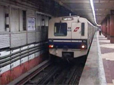 Underground drilling for Kolkata’s east-west metro to be delayed; boring machine in Bowbazar area hits water table, stops functioning Underground drilling for Kolkata’s east-west metro to be delayed; boring machine in Bowbazar area hits water table, stops functioning