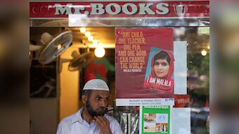 While world cheers for Malala, Pak school kids dwell in fear