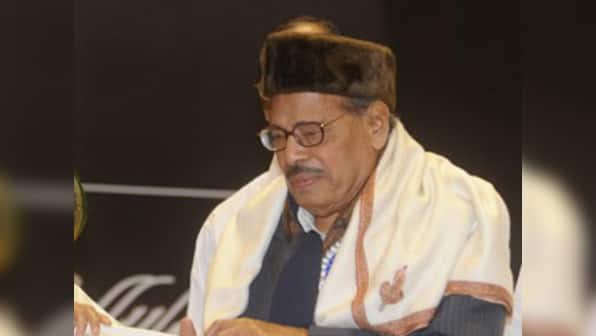 Kashmiri fan gifted Manna Dey signature cap