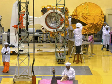 ISRO to begin countdown for India's Mars Orbiter Mission on Sunday ISRO to begin countdown for India's Mars Orbiter Mission on Sunday