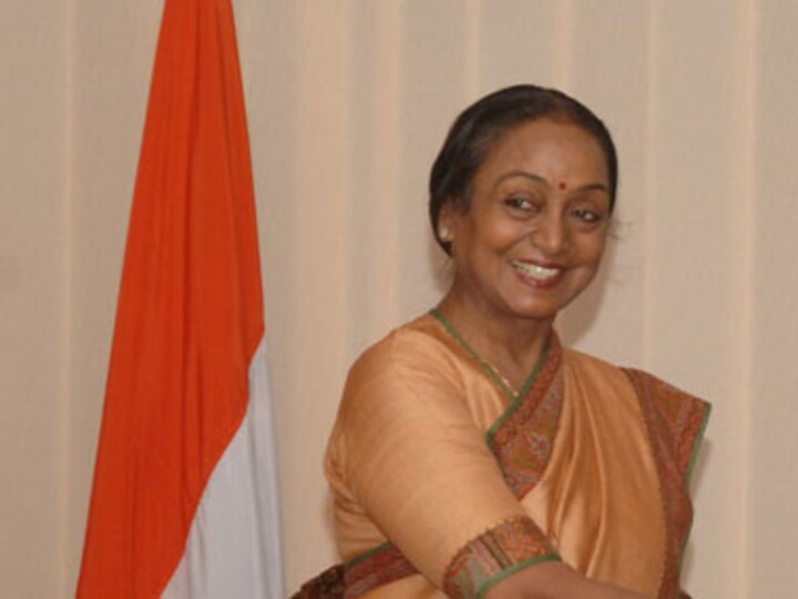 Was Meira Kumar correct in rejecting Andhra MPs' resignations