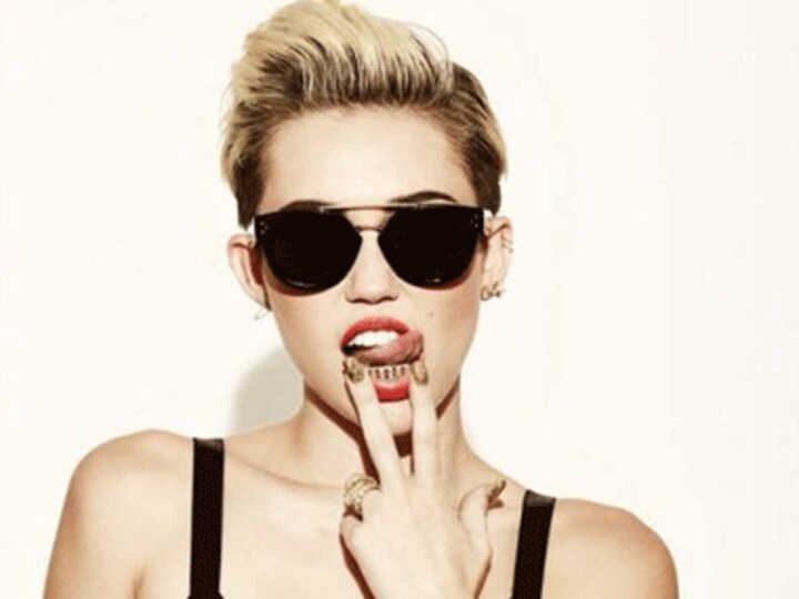 Twerking isn't cool anymore, says Miley Cyrus during Saturday Night Live performance