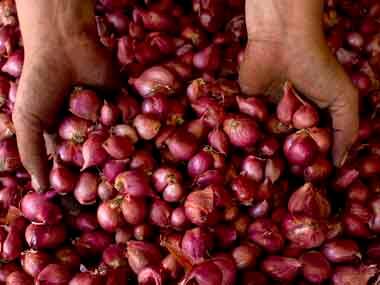Truck carrying onions worth Rs 22 lakh found empty in Madhya Pradesh’s Shivpuri, police register a case