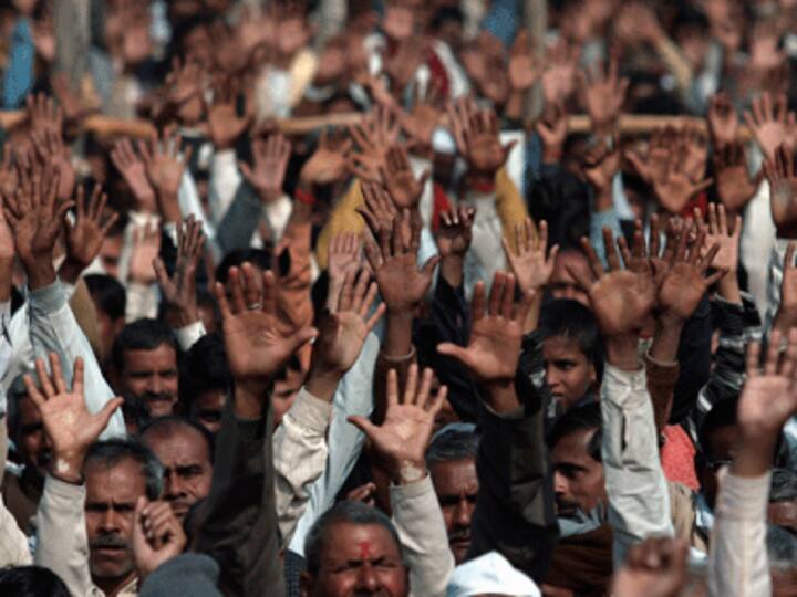 2014: Rally war gets intense in battle zone Uttar Pradesh   