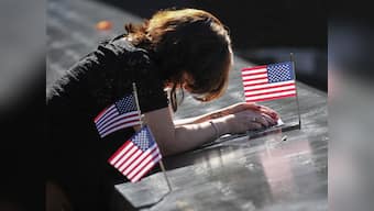 No end in sight for US government shutdown as stock markets fall