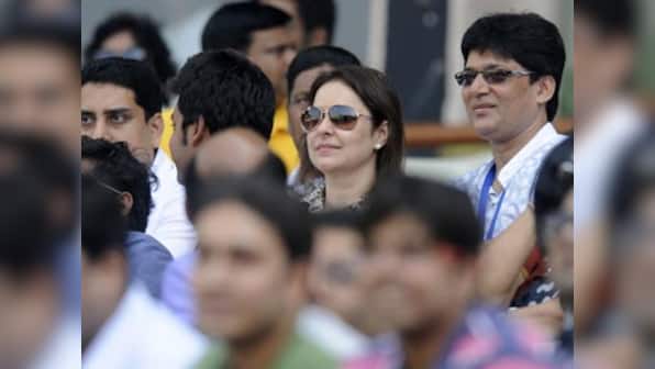 As if 'Sachine' wasn't enough, CAB welcomes 'Mr Anjali Tendulkar'