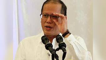 Hero to zero? Philippine President Aquino feels typhoon backlash