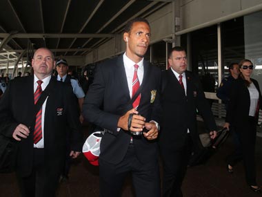 Man Utd's plane aborts landing just 400m above runway in Germany Man Utd's plane aborts landing just 400m above runway in Germany