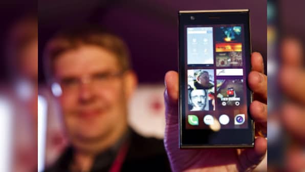 Former Nokia engineers launch new Jolla smartphone 