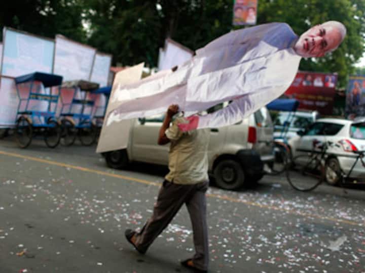 BJP is losing its lead over Cong: Modi effect wearing off?