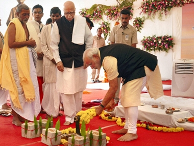 By seizing Patel’s legacy, Modi diminishes Nehru-Gandhi dynasty By seizing Patel’s legacy, Modi diminishes Nehru-Gandhi dynasty