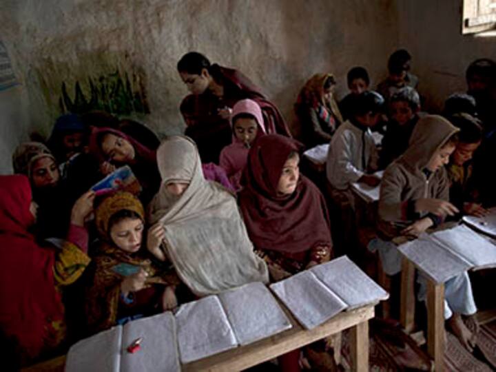 Heartbreak for Afghan girls as Taliban shuts down schools hours after reopening them Heartbreak for Afghan girls as Taliban shuts down schools hours after reopening them