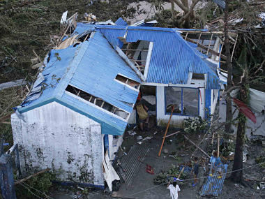 Typhoon Haiyan death toll could reach 10,000 in Philippines Typhoon Haiyan death toll could reach 10,000 in Philippines