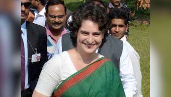 Priyanka pays tributes to Indira in Rae Bareli