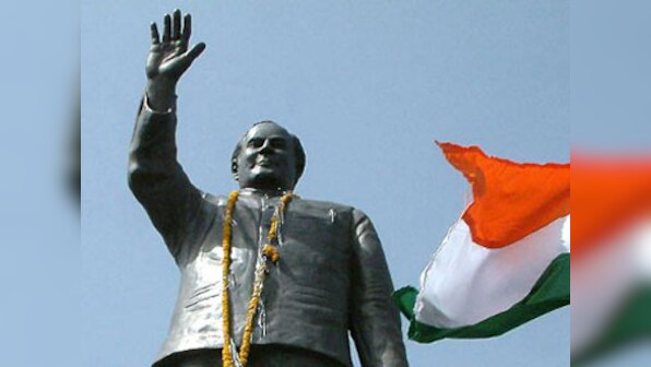 Cong workers protest after Rajiv Gandhi statue vandalised in TN