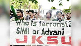 Two SIMI members arrested, being questioned regarding Modi rally blasts