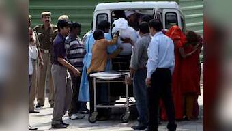  Student commits suicide, family blames coaching institute director