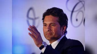 Should 'Bharat Ratna' Sachin Tendulkar say no to commercial ads?