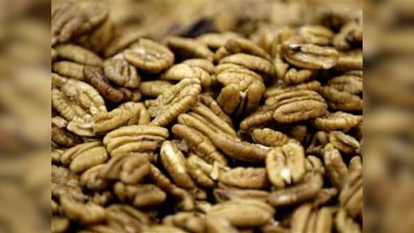 Here are some best foods to consume before hitting bed to ensure good sleep