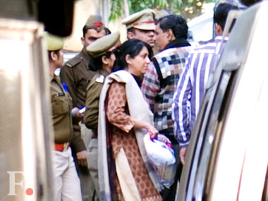 Inconsolable Talwars refuse dinner in jail: Officials Inconsolable Talwars refuse dinner in jail: Officials