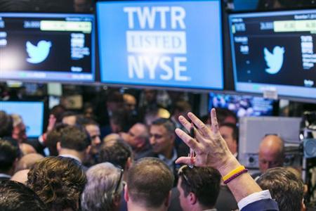 Twitter's IPO gives NYSE momentum in battle against Nasdaq Twitter's IPO gives NYSE momentum in battle against Nasdaq