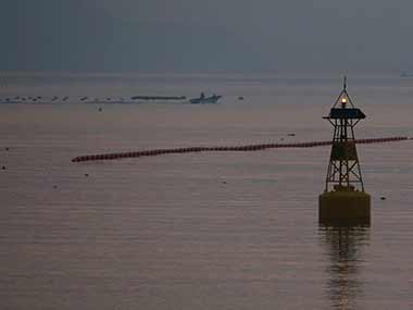 2 dead, 24 missing as two ships sink off China coast 2 dead, 24 missing as two ships sink off China coast