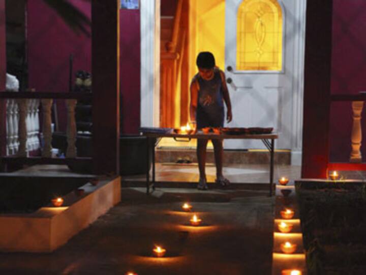 Odisha: Cyclone Phailin survivors celebrate Diwali with solar lights
