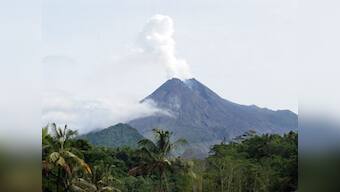 Indonesia: Mount Merapi erupts, tourists asked to stay away