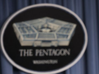 Pentagon criticized for likening war-zone journalists to spies Pentagon criticized for likening war-zone journalists to spies