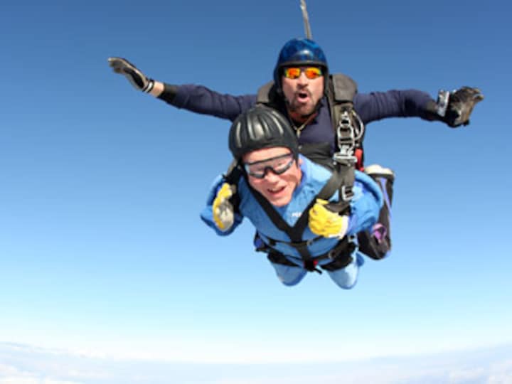 On 100th birthday, US man gifts himself skydiving lessons
