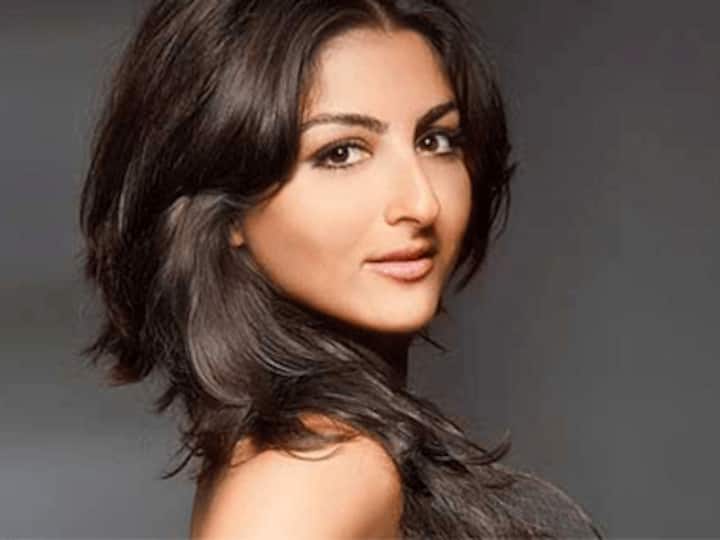 Soha Ali Khan to play the role of a police officer in Mr Joe B Carvalho 