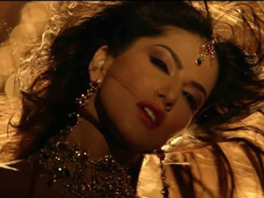 Karishma Sharma Xxx Com - Sunny Leone injured during the shoot of Tina and Lolo-Entertainment News ,  Firstpost