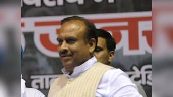 Vijender no pushover: Delhi BJP gives Sheila, Kejriwal a tough fight
