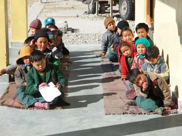 Parents of these kids have to trek for four days from Manali to reach the school and meet their children.