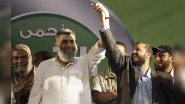 Islamist says Egypt on precipice as constitution takes shape