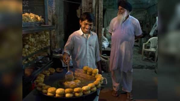 Preventing Delhi belly: Street food vendors get crash course in hygiene