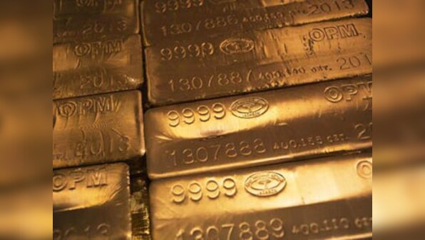 As expectations of Fed taper increase, gold drops 1 percent