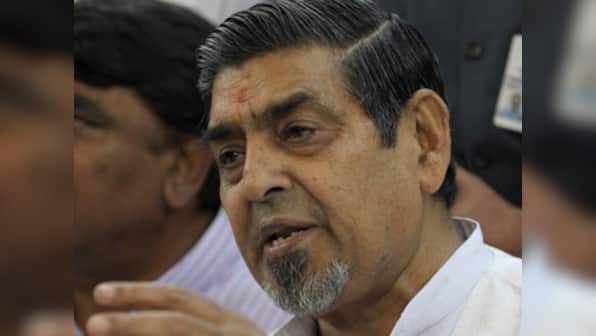 Jagdish Tytler told to leave Congress' hunger strike at Delhi's Rajghat; Rahul Gandhi expected to arrive soon
