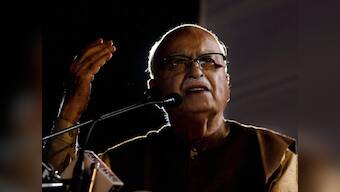 Advani fears emergency may return, says anti-democracy forces getting stronger 