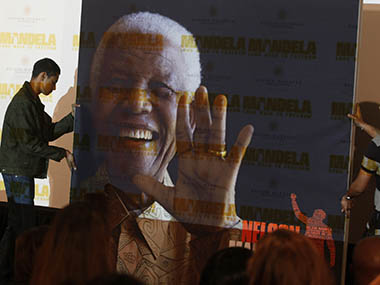 Obama, Bush, Clinton, Carter head for Mandela memorial Obama, Bush, Clinton, Carter head for Mandela memorial
