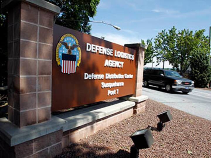 Despite warnings, Pentagon kept ties to controversial helicopter firms